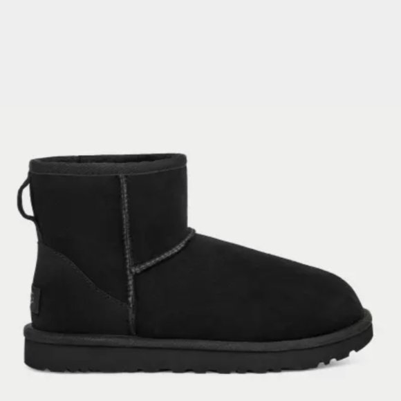 NIB UGG Classic Mini II Boot Black - Picture 3 of 8